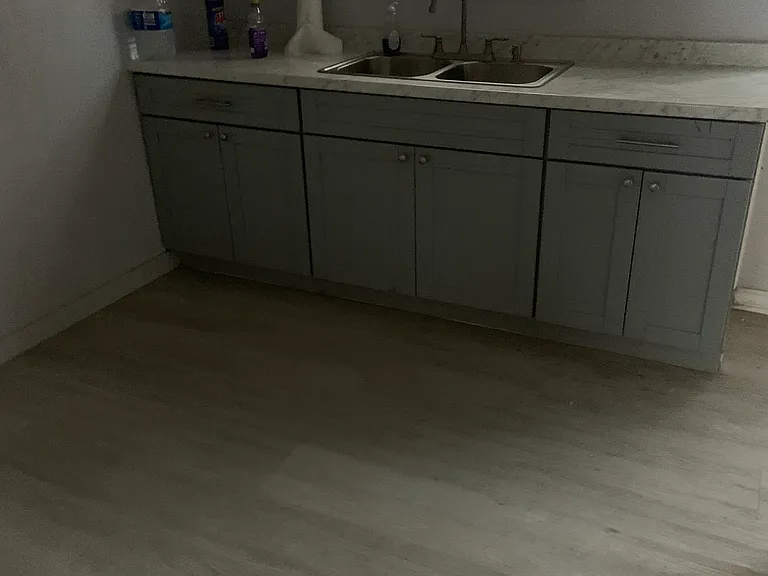 11240 S Normandie Ave #3 — Photo 9