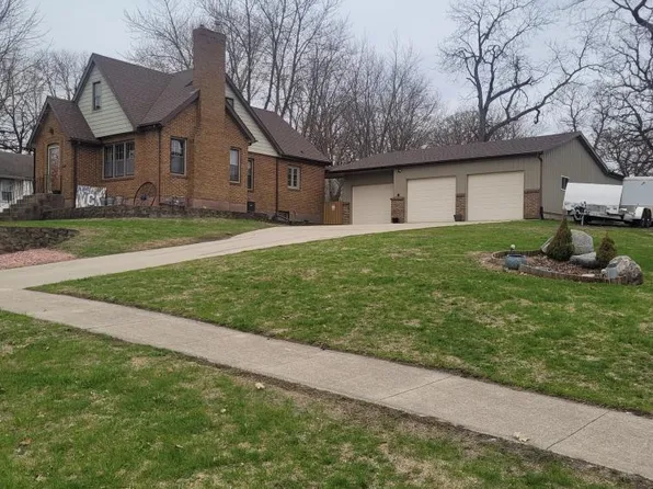 448 Secor Ave, Forest City, IA 50436