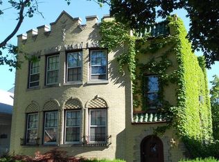 2517 W Coyle Ave #1, Chicago, IL 60645