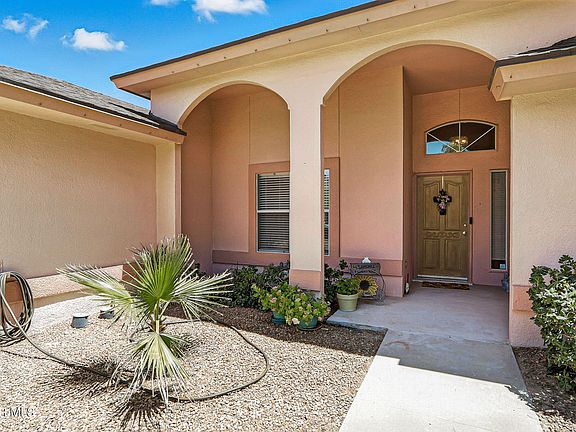 3rd image of 6820 Echo Cliffs Dr