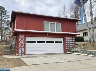 411 1st St NW, Chisholm, MN 55719