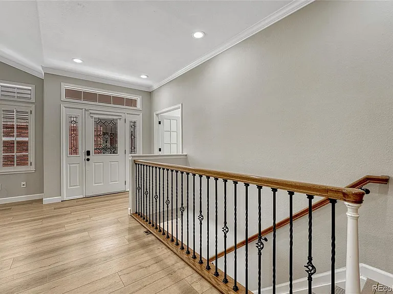 9885 Greensview Cir — Photo 33