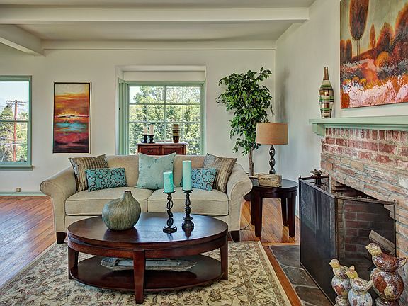 4th image of 3980 Cazador St