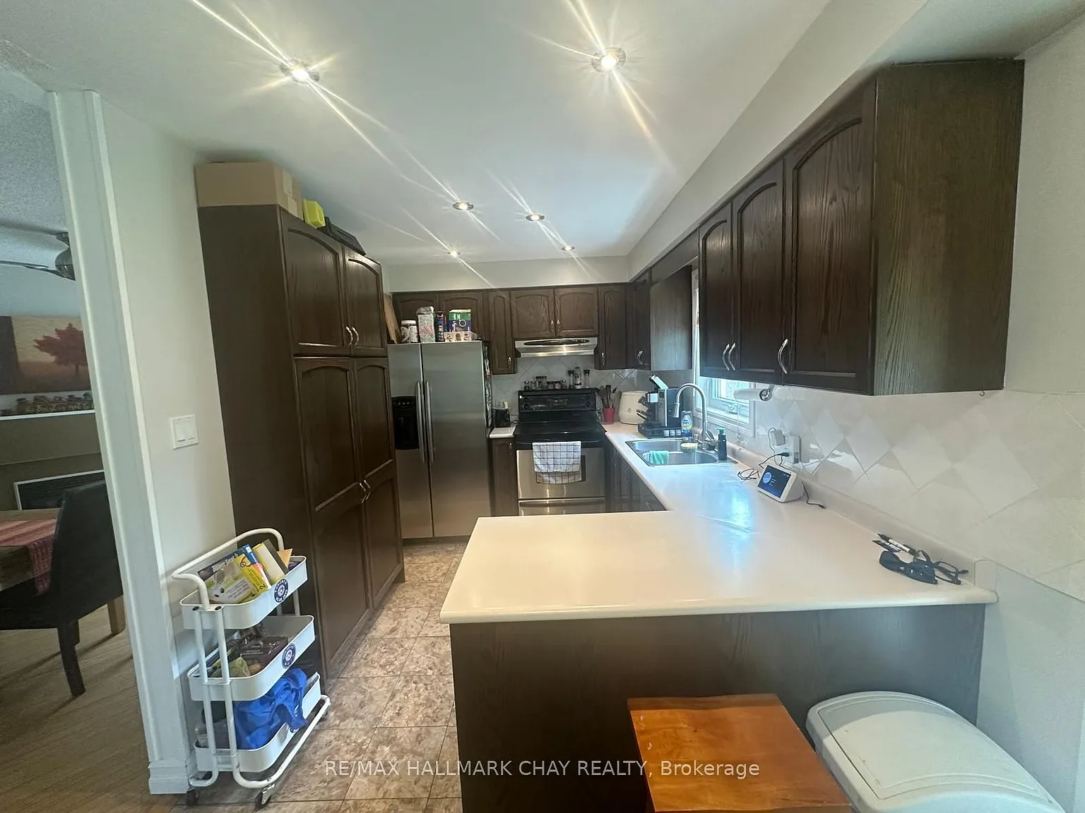 3 bed, $2,900 — Photo 3