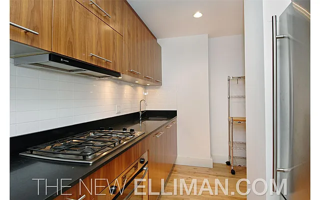 Rented by Douglas Elliman | media 15