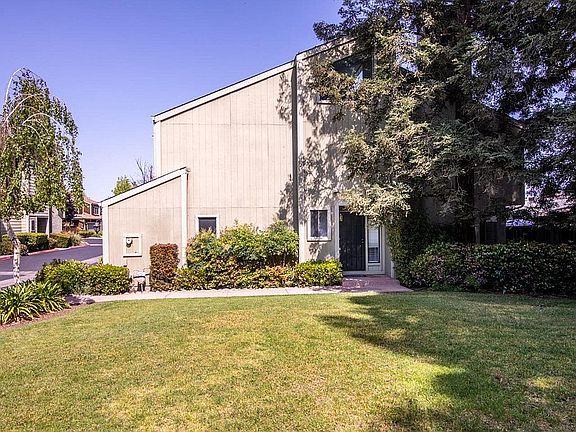 2nd image of 1126 Dinkel Ct