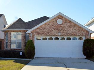 19451 W Lake Village Dr, Gulfport, MS 39503