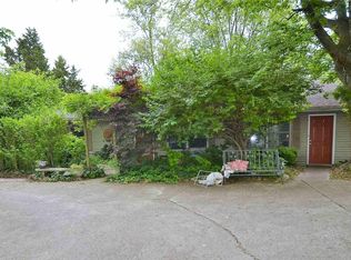1301 S Hickory Grove Ln #1303, Bloomington, IN 47403