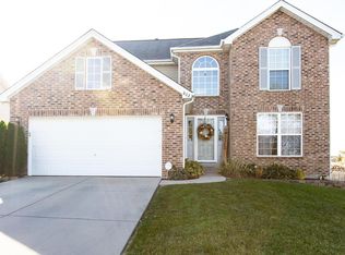 802 Saybrook Falls Dr, Fairview Heights, IL 62208