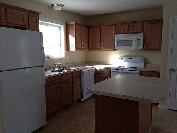 Kitchen with Island