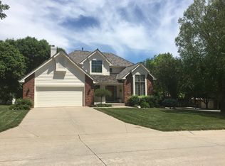 100 Applewood Ct, Council Bluffs, IA 51503