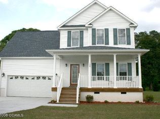 108 Perry Meaow Dr, New Bern, NC 28560