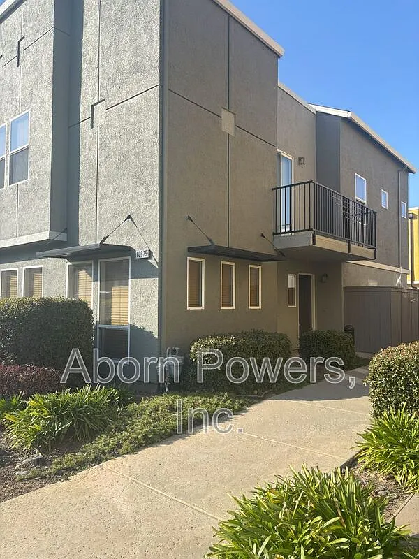 10875 Wraysbury Way photo 1
