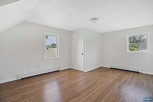 180 Vanderburgh Ave — Photo 14