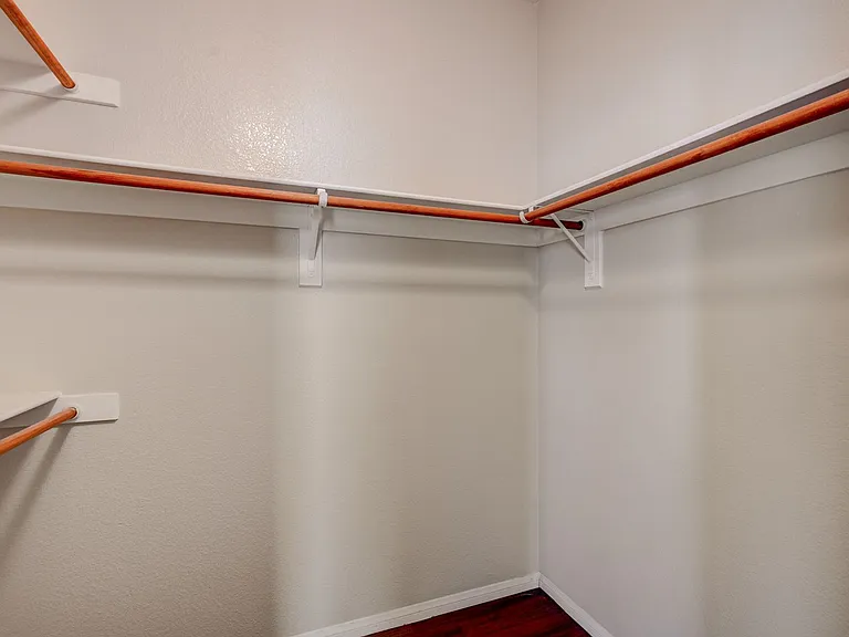 4421 Desert Home Ave — Photo 31