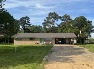 1054 Old England Hwy, Stuttgart, AR 72160