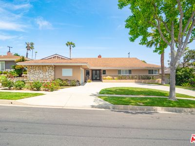 (Undisclosed Address), Los Angeles, CA, 90056