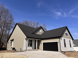 414 Firefly Trl, Hartford, WI 53027