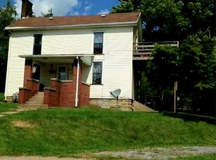 653 E Beaver St #B, Mercer, PA 16137