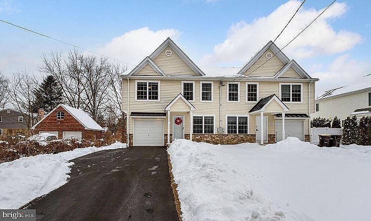 2nd image of 408 Maple Ave #A