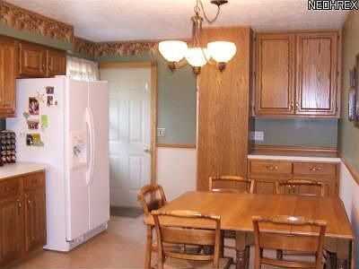 4th image of 2605 Highgate Cir NW