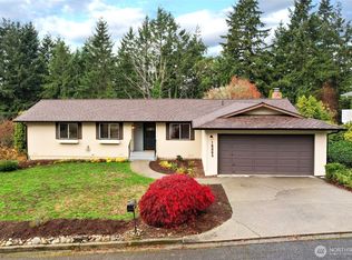 18263 10th Ave NE, Poulsbo, WA 98370