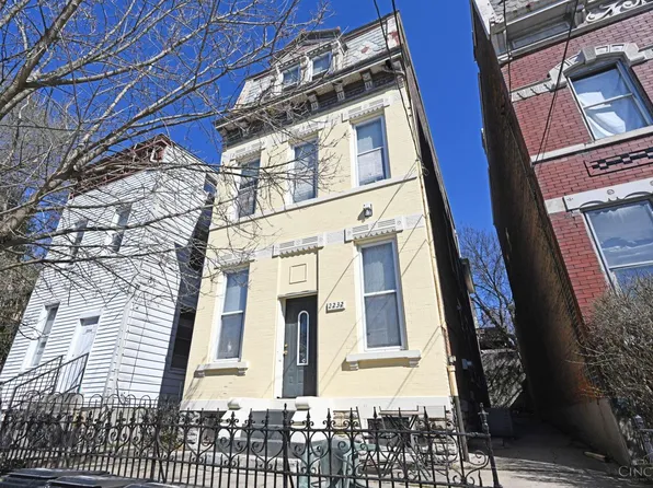 2232 Flora St, Cincinnati, OH 45219