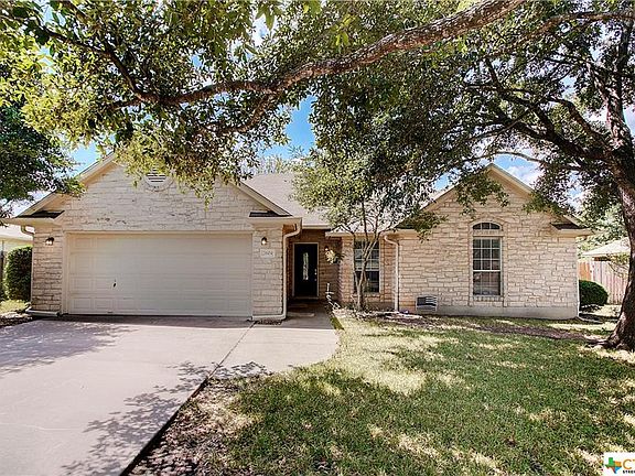 2nd image of 2604 Bluebonnet Valley Dr