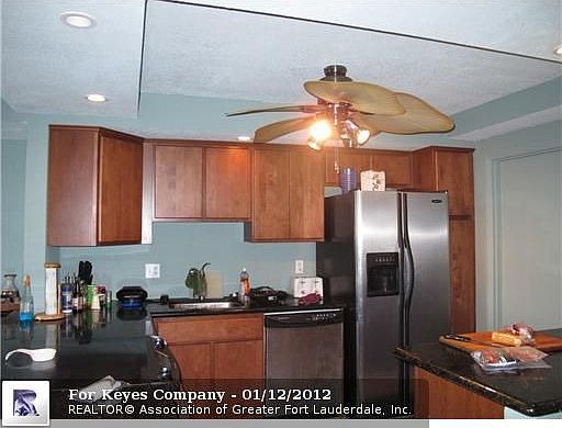 4th image of 4800 Bayview Dr APT 602