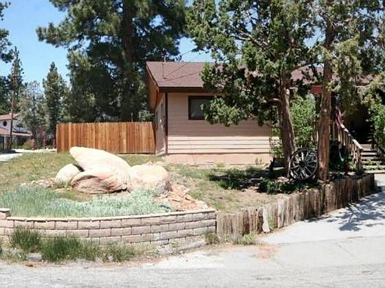 1st image of 372 San Martin Dr