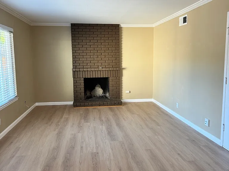 6150 Everglades Ct — Photo 9