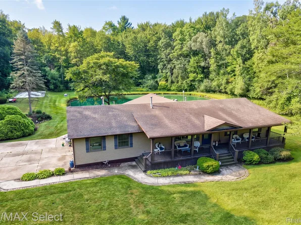 7030 E Rathbun Rd, Birch Run, MI 48415