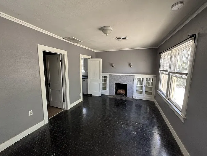 1116 E Portland St — Photo 4
