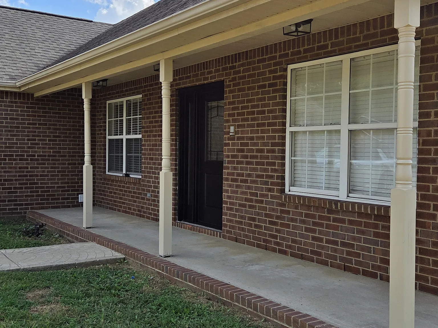 4 bed, 1868 sqft, $2,650 — Photo 3