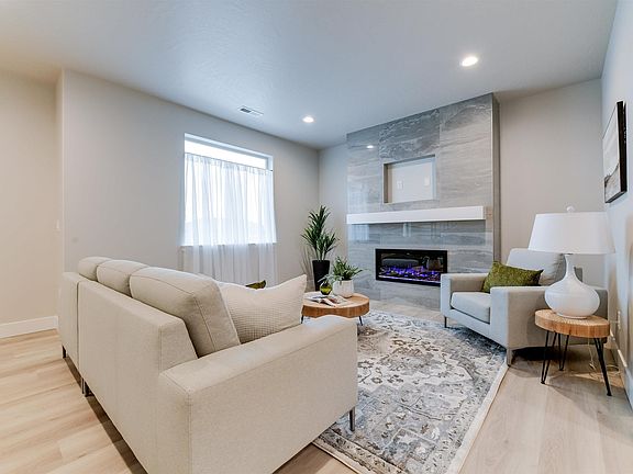 3rd image of 6130 W 32nd Ave