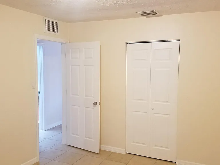 7708 Prato Ave — Photo 18