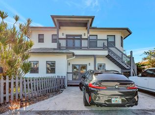 21 Oceanview Dr, Ocean Ridge, FL 33435