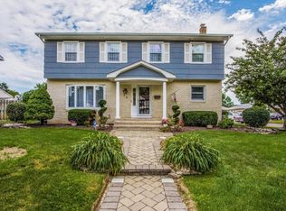 10 Tara Lin Dr, Hazlet, NJ 07730