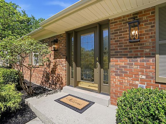 2nd image of 5665 Cox Smith Rd