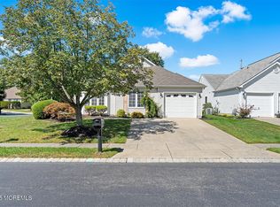 2 Arthur Ct, Jackson, NJ