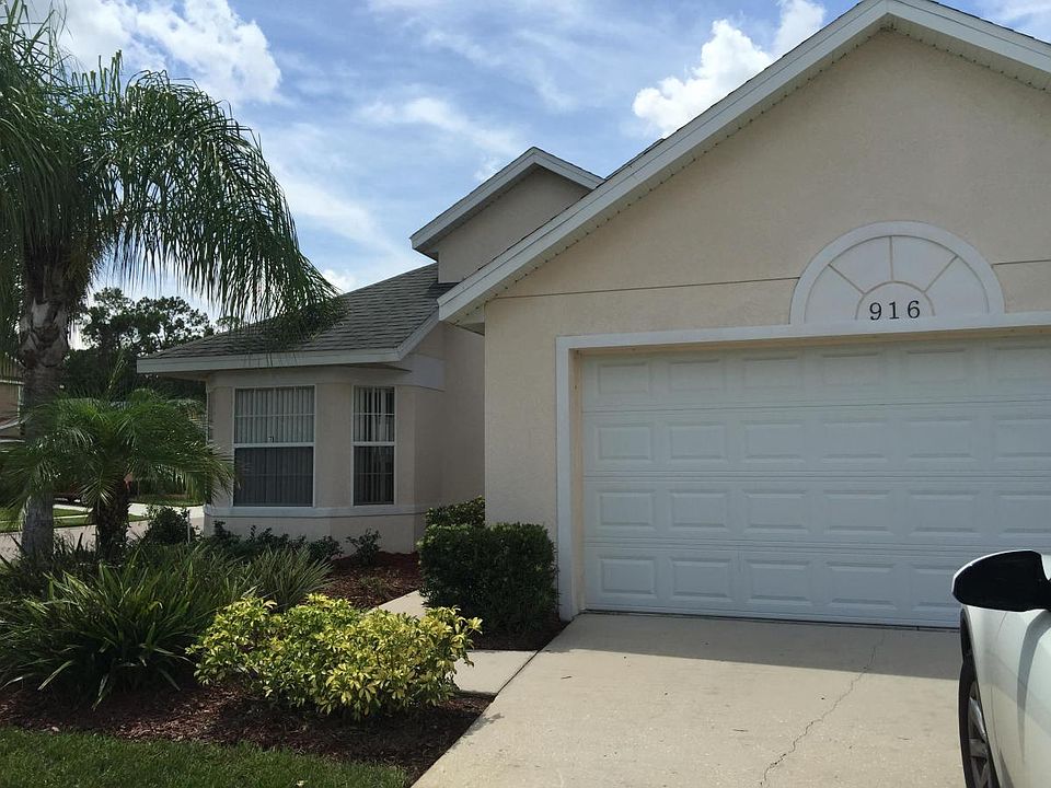 1st image of 927 Emerald Green Ct