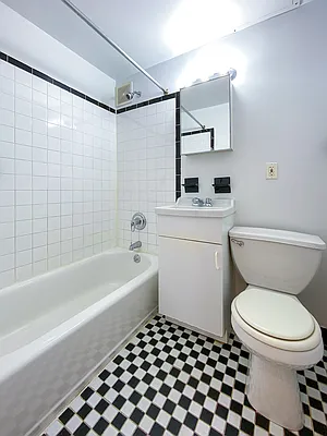 Rented by Compass | media 28