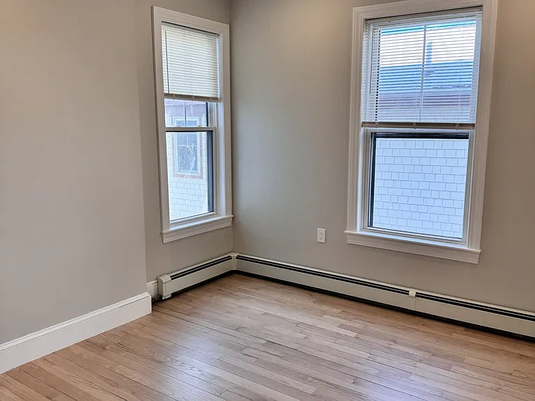 35 Brookline St #12 — Photo 3