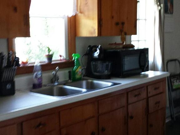 kitchen with washer and dryer