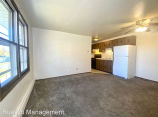 1052 Winter Ln #14037391, Green Bay, WI 54302