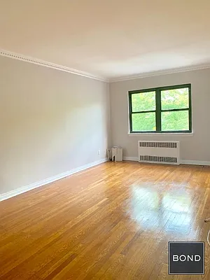 Rented by Bond New York | media 3