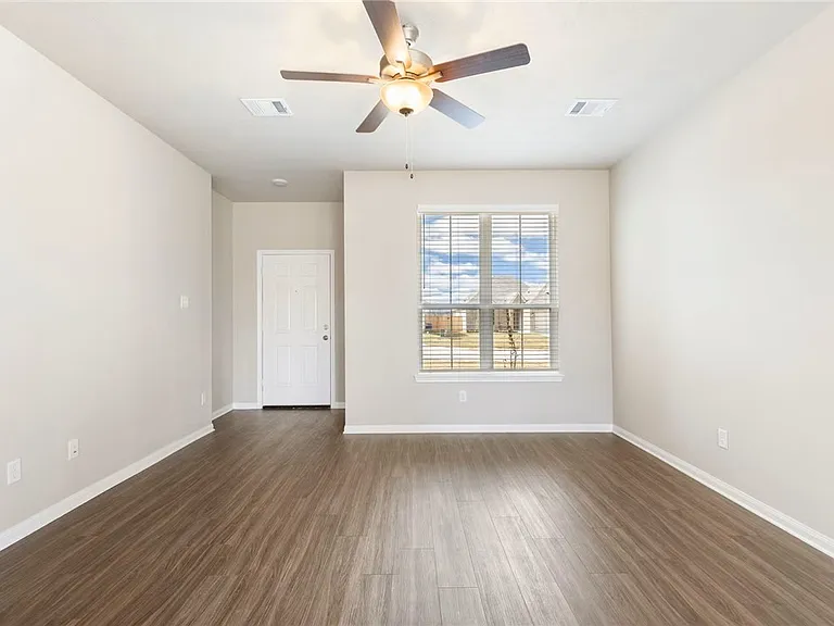 2014 Markley Dr — Photo 9