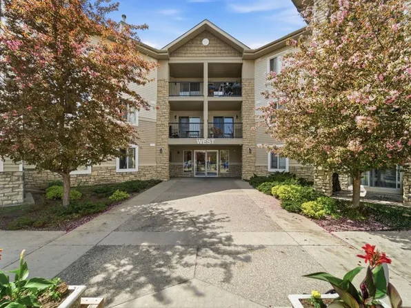 2395 E Eversyde Ave SW #1309, Calgary, AB T2Y 0B5