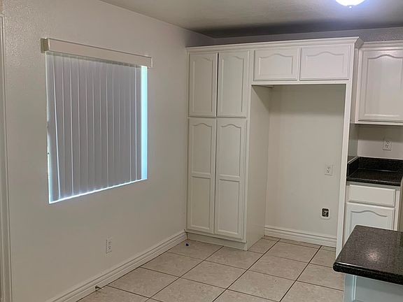 5th image of 650 E 81st St