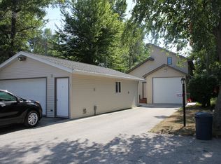 271 Killarney Beach Rd, Bay City, MI 48706